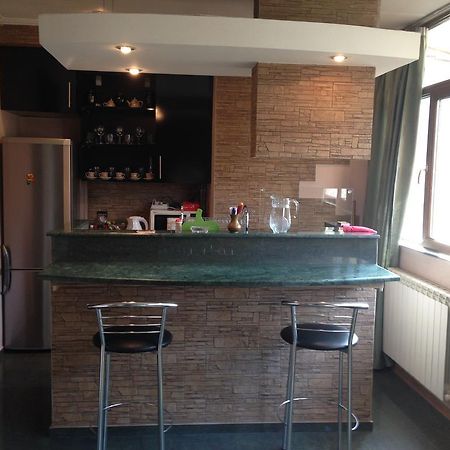 Apartment On Sanapiro Tbilisi Luaran gambar